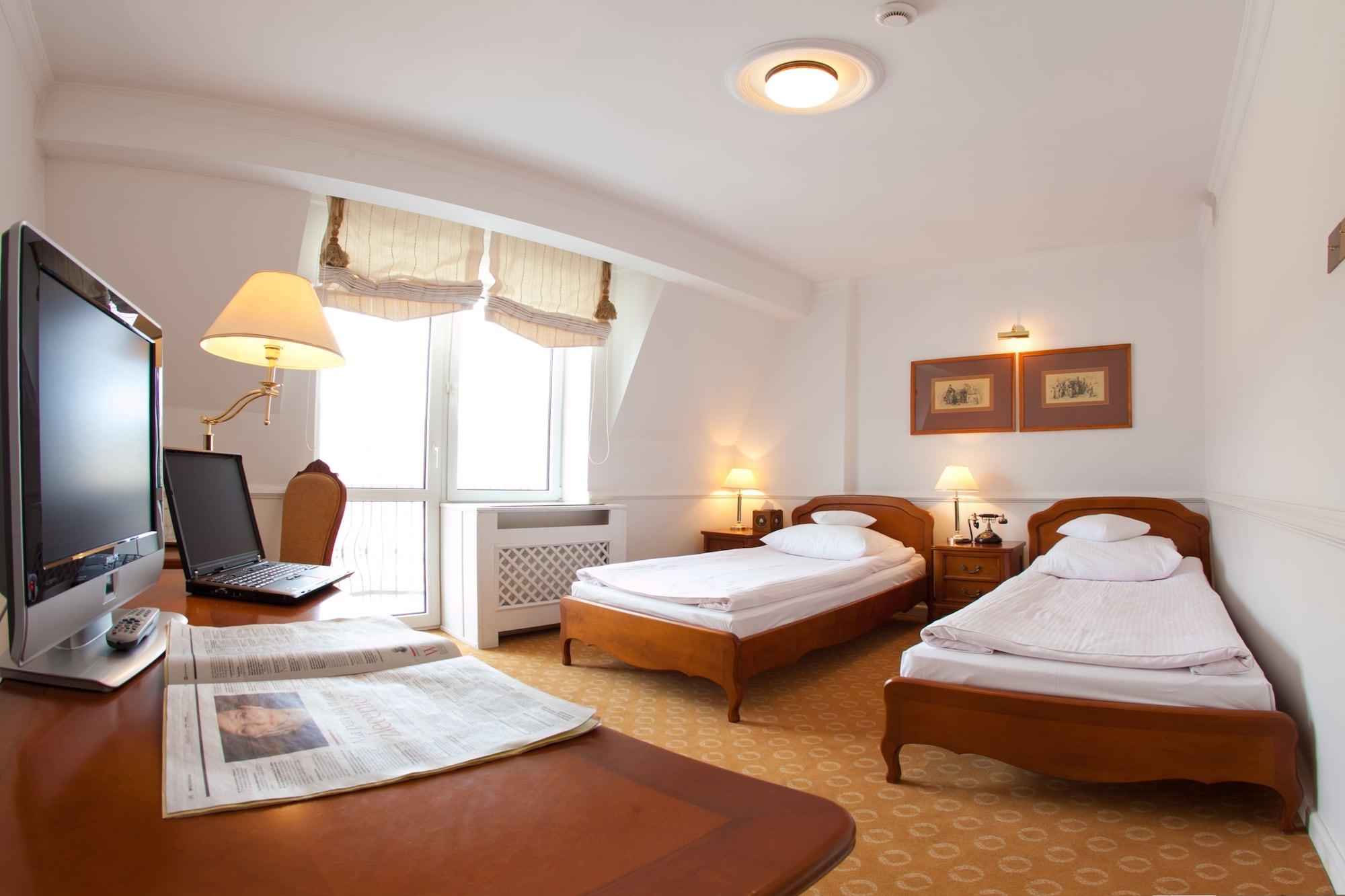 Hotel Szrenicowy Dwor Szklarska Poręba Esterno foto