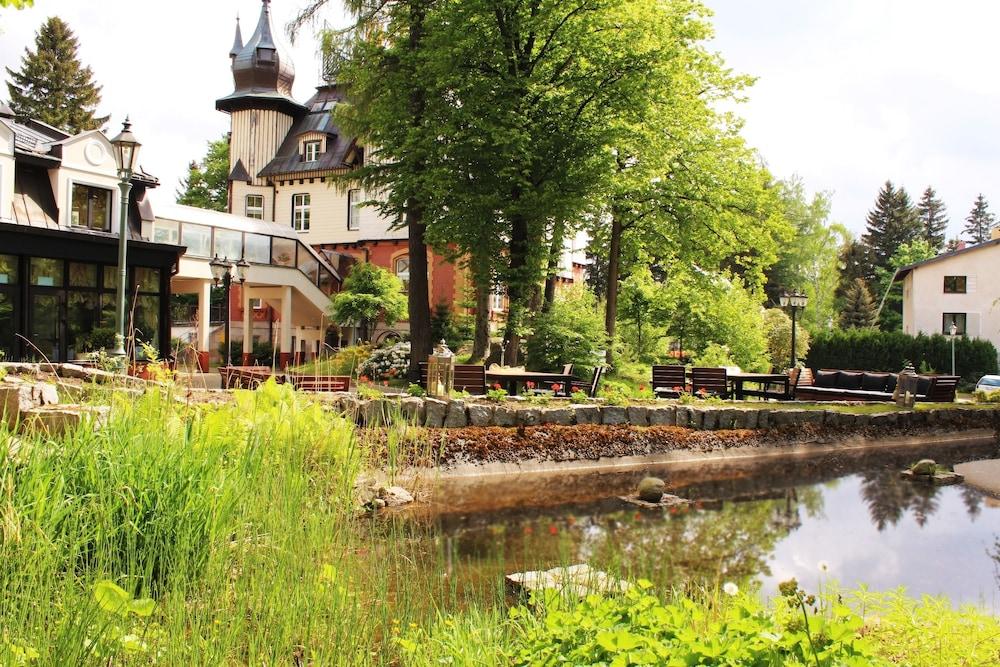 Hotel Szrenicowy Dwor Szklarska Poręba Esterno foto