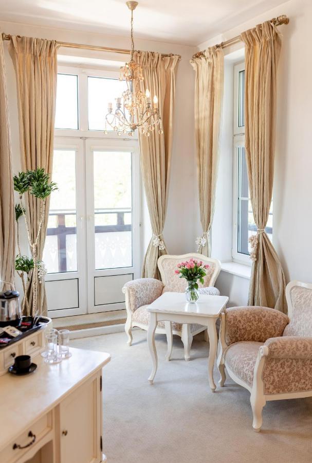 Hotel Szrenicowy Dwor Szklarska Poręba Esterno foto