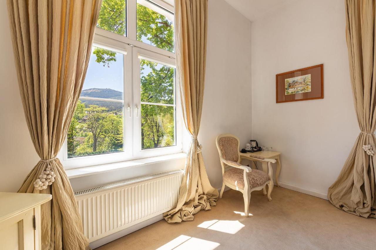 Hotel Szrenicowy Dwor Szklarska Poręba Esterno foto